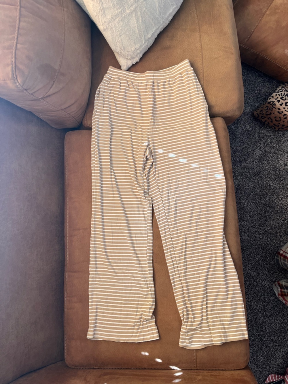 Boutique Tan/White Striped Lounge Set / Pants and Halter top NEW WITH TAGS - Picture 7 of 8